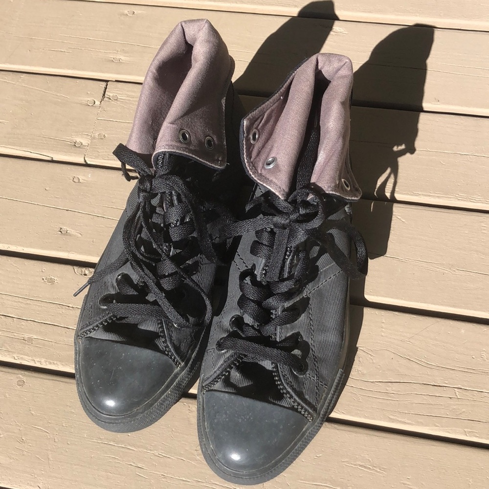 Levi’s High Top Sneakers